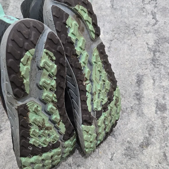 Altra Outroad - Picture 3 of 3